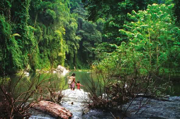 Di sungai Tanabang