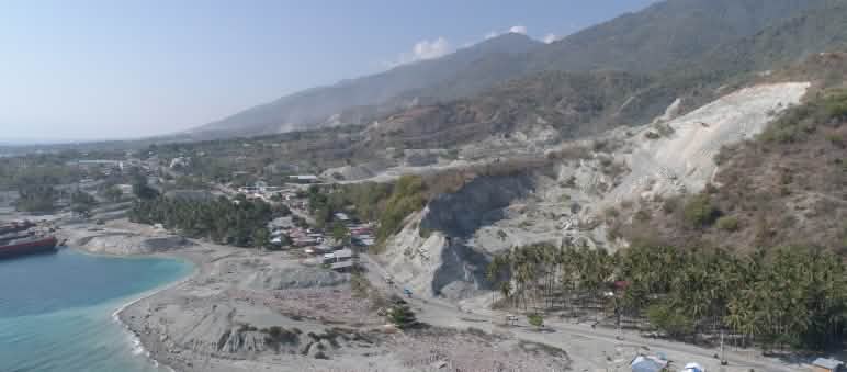 Galian pasir merusak pulau-pulau kecil dan pantai-pantai di Sulawesi Pertambangan pasir di pinggir pantai