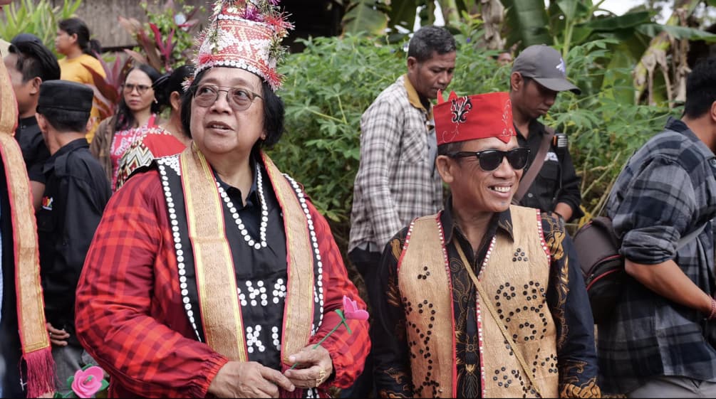 Siti Nurbaya bersama Effendi Buhing